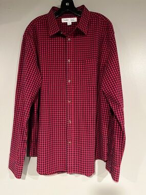 Old Navy Men’s Red & Black Small Check Button-Down Shirt